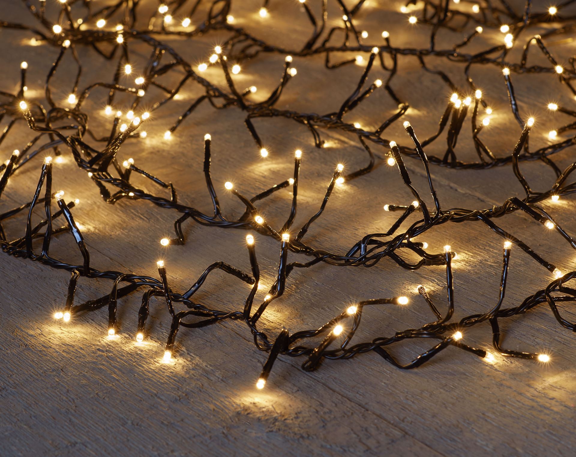 Anna’s Collection Clusterverlichting 10 m – 768 warm witte LED’s – Met timer&dimmer– Geschikt voor binnen&buiten afbeelding