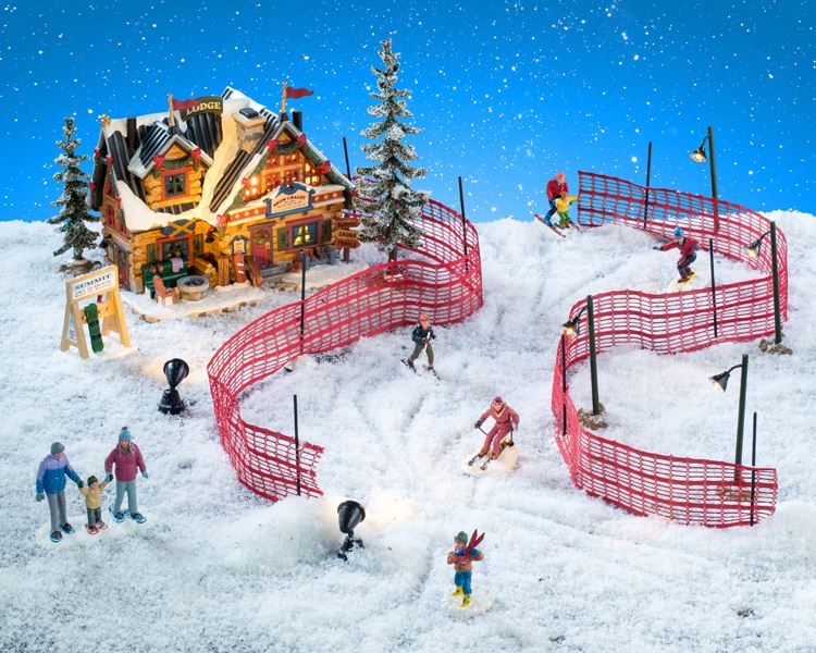 Lemax - 'Apres-Ski Lodge Set' - Verlichte attractie/landschap - Inclusief adapter