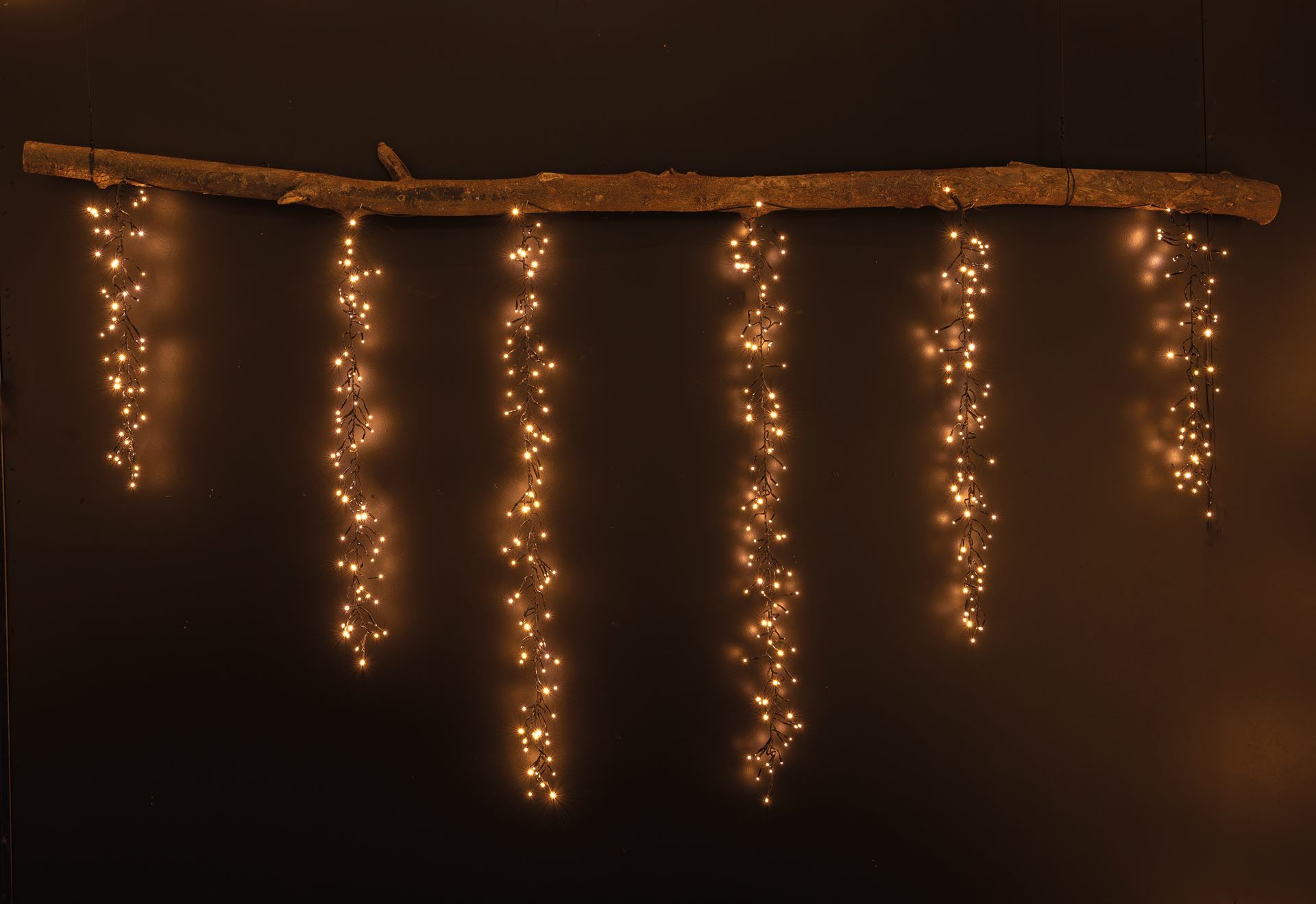 Anna's Collection Cascade Cluster LED-verlichting – 432 lampjes – warm wit – 7,5 m – timer & dimmer – binnen & buiten