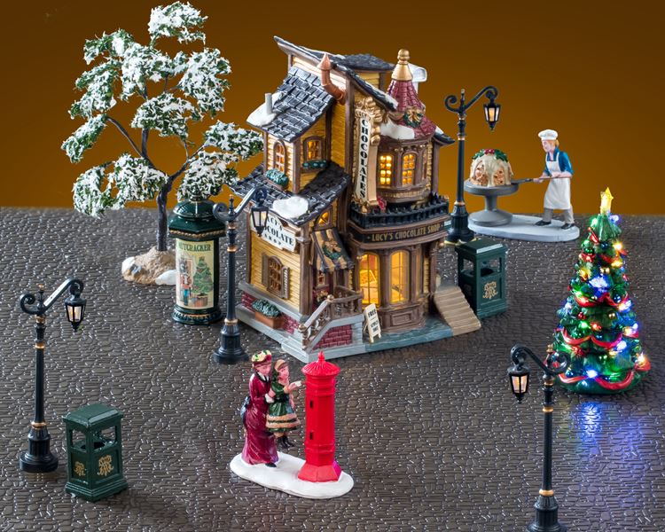 Lemax -'Lucy's Chocolate Shop Set - Verlicht gebouw/dorp - Inclusief adapter afbeelding