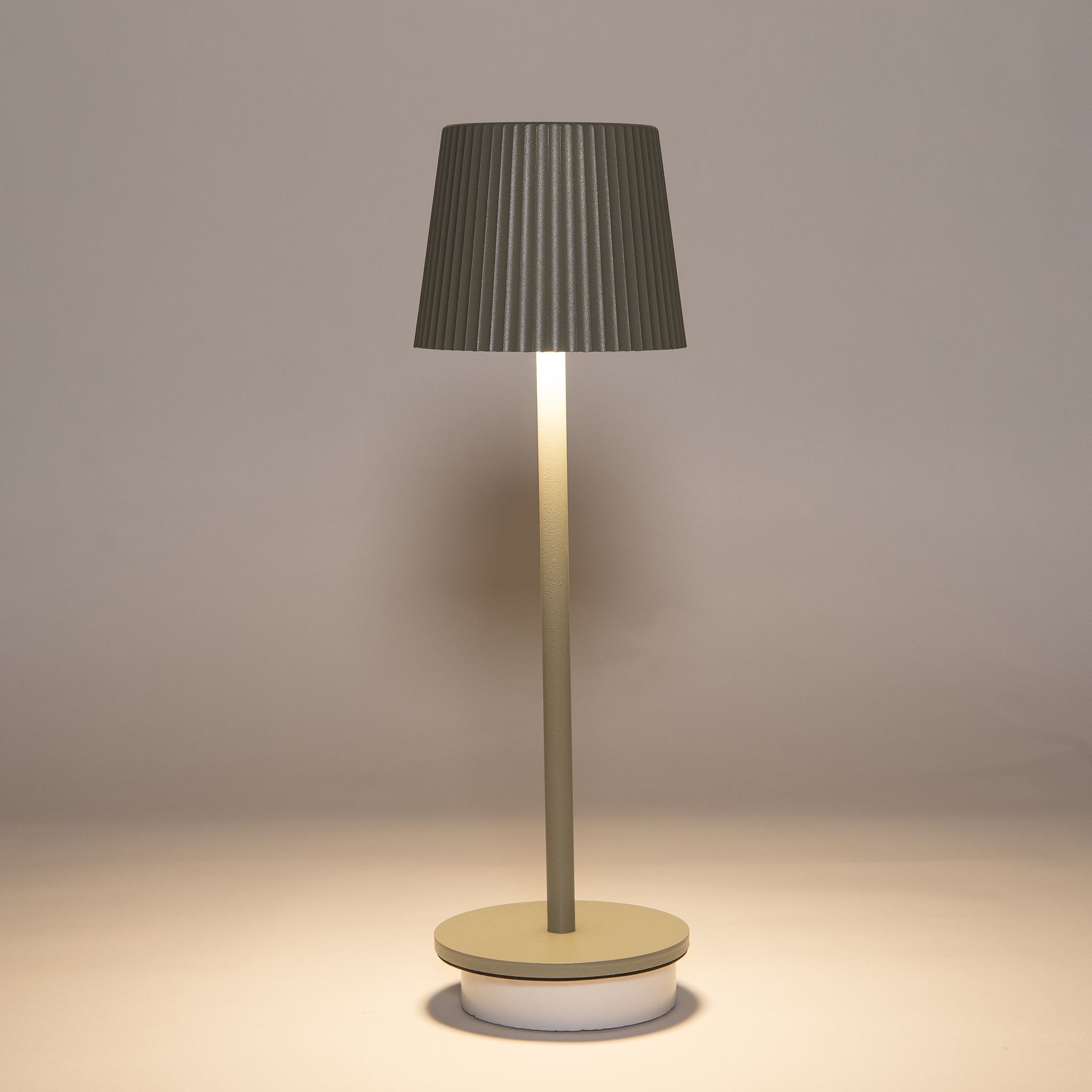 Anna’s Collection Ribbel Tafellamp Ø9 x H27 cm – Groen – USB Oplaadbaar – LED – Dimbaar – Voor Binnen&Buiten afbeelding