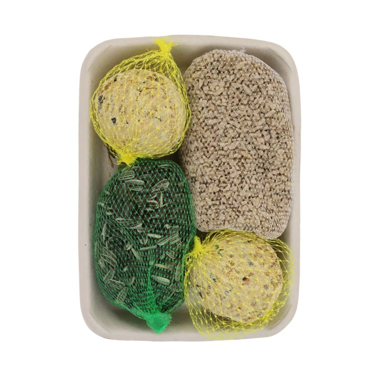Famiflora Wintermix met 4 netjes vogelvoer - 320 g afbeelding